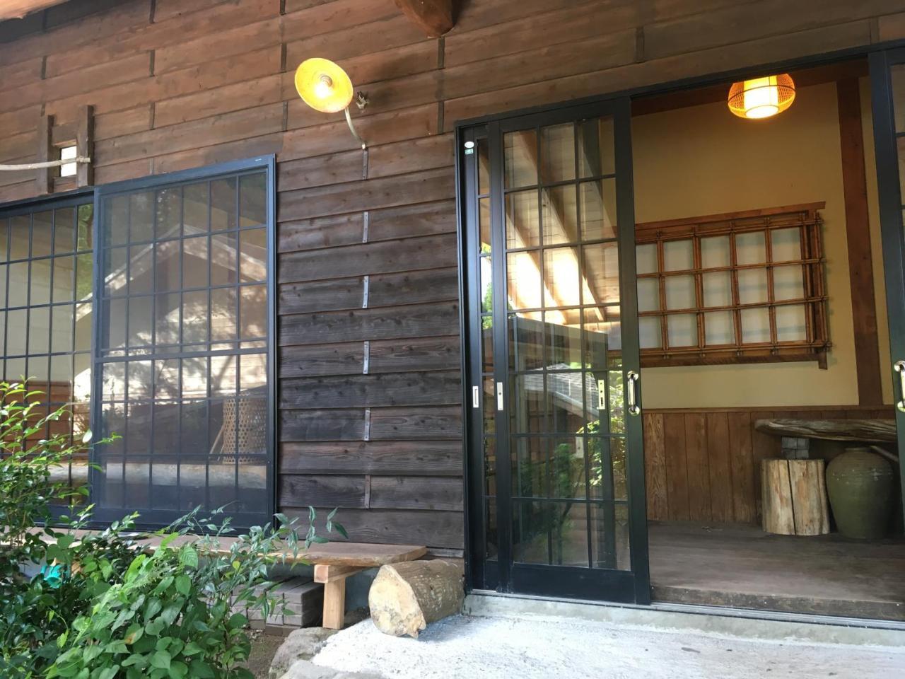 山荘 紗羅樹 Syaranoki Hotel Yufu Exterior photo